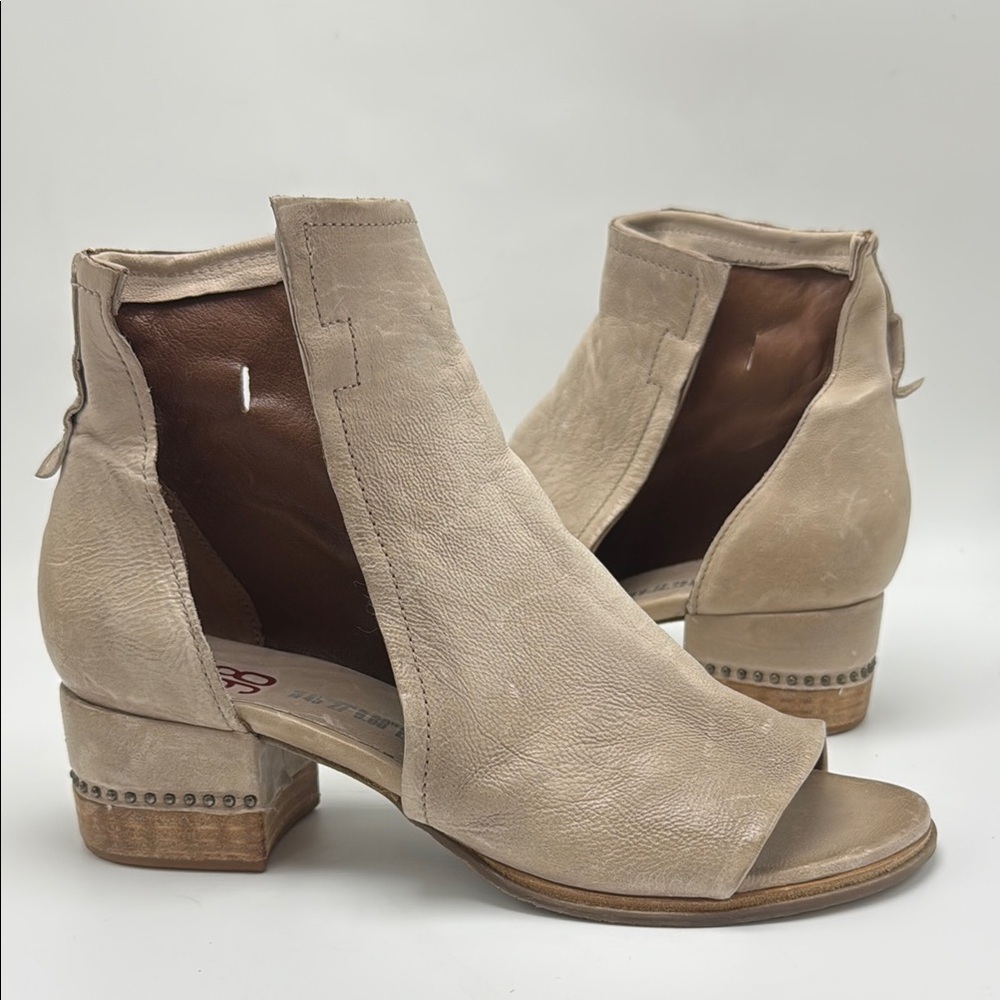 A.S.98 Morgan Women's Buckle Sandal size 10